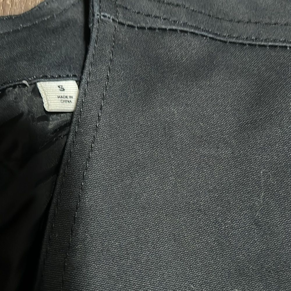 Pacsun Tactical Zippered
Pockets Pouch Utility
Tech Vest Jacket Black
Mens- S - Picture 10 of 14